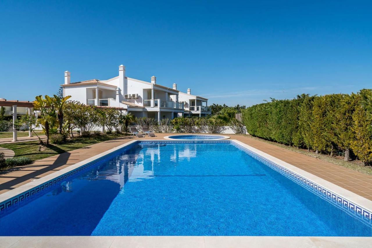 Villa Cantinho By Intiholidays Albufeira Exterior photo